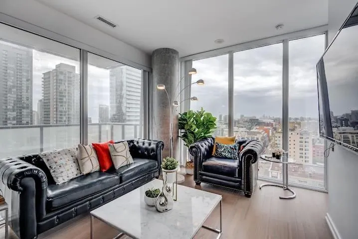 Luxury Condo By Cn Tower Toronto