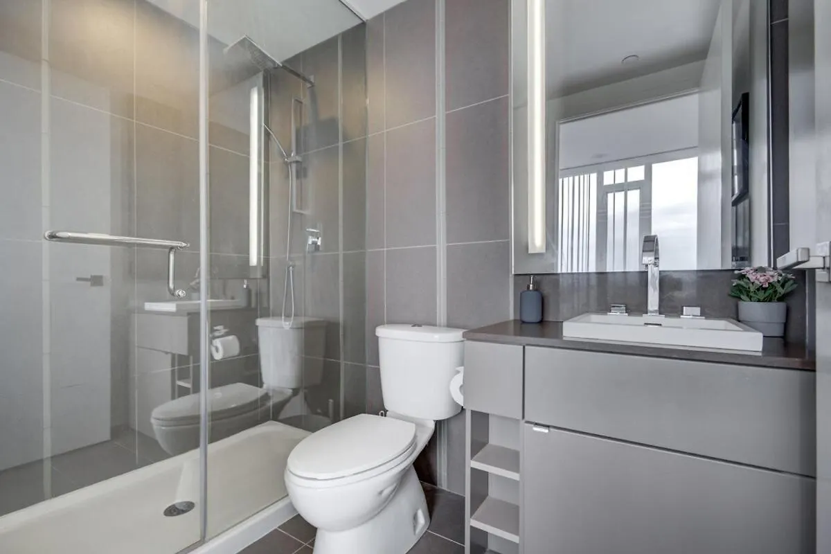 Luxury Condo By Cn Tower Toronto