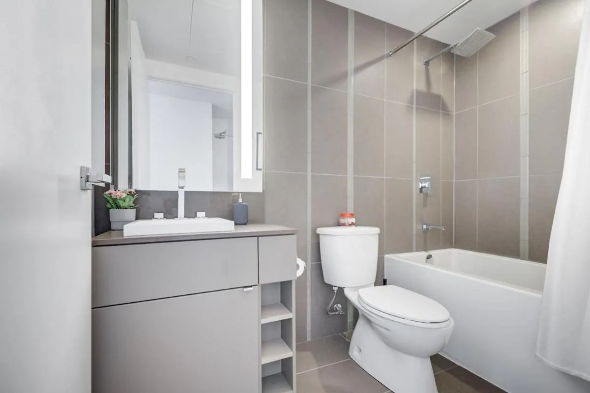 Apartment Luxury Condo By Cn Tower Toronto